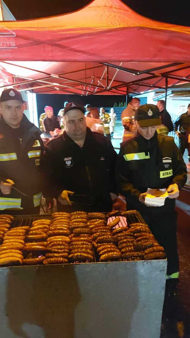 [FOTO] Strażackie wydarzenia w gminie Strzegom. Przywitano nowy wóz strażacki i udzielono absolutorium dla zarządu