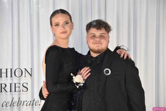 [FOTO] To był niezapomniany bal! Studniówka maturzystów z Zespołu Szkół nr 1 w Świdnicy