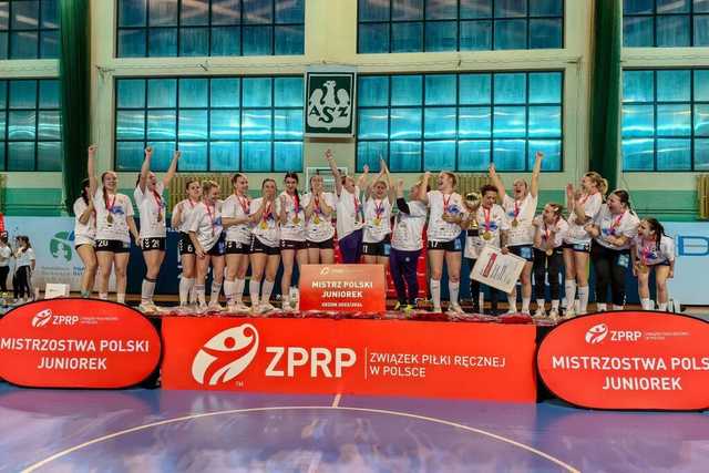 [FOTO] Świebodzickie szczypiornistki zwycięskie w Finale Mistrzostw Polski Juniorek