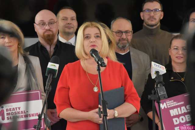[FOTO] Prezydent Beata Moskal-Słaniewska podsumowała kadencje, nakreśliła wizję na rozwój miasta i przedstawiła kandydatów na radnych z jej komitetu