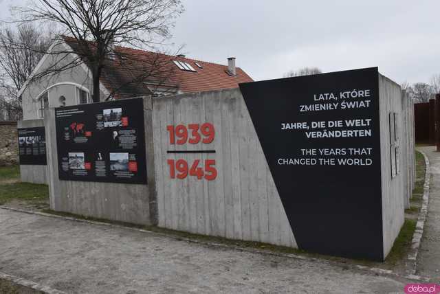 [WIDEO, FOTO] W poszukiwaniu historii ofiar nazistowskich prześladowań. Ruszył projekt #StolenMemory w Krzyżowej