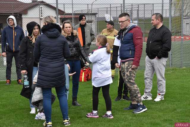 [FOTO] Upamiętnili Żołnierzy Wyklętych i pobiegli Tropem Wilczym w Roztoce