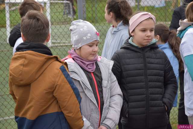 [FOTO] Upamiętnili Żołnierzy Wyklętych i pobiegli Tropem Wilczym w Roztoce