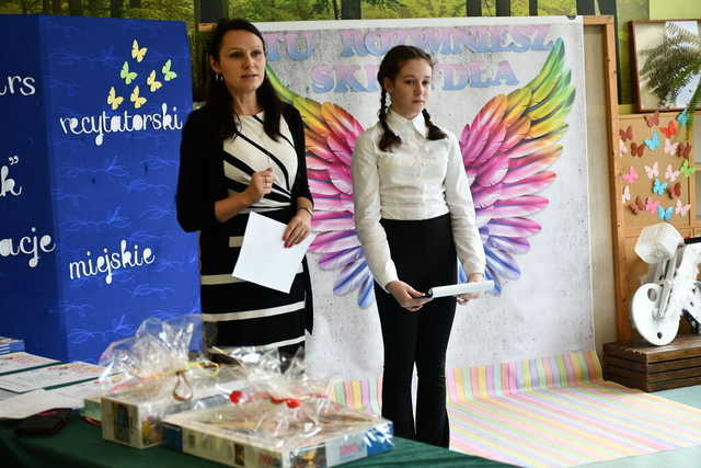 [FOTO] Słowem uskrzydleni. Rozstrzygnięto Miejski Etap XXVII Dolnośląskiego Konkursu Recytatorskiego Pegazik w Świebodzicach