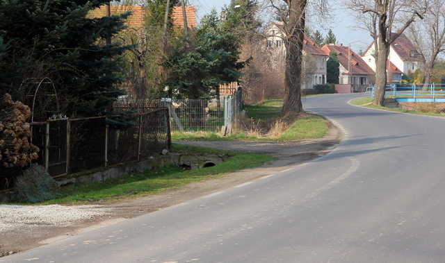 [FOTO] Powstaną nowe chodniki w Roztoce