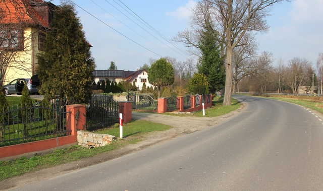 [FOTO] Powstaną nowe chodniki w Roztoce