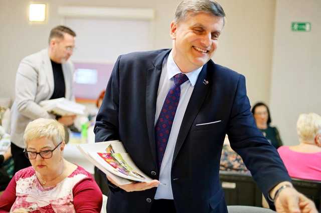 [FOTO] Świętowali Dzień Kobiet w żarowskim Uniwersytecie Trzeciego Wieku