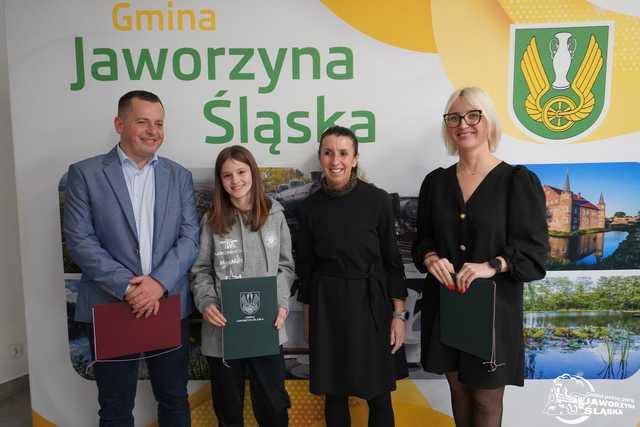 [FOTO] Stypendia sportowe i artystyczne rozdane