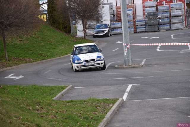 [WIDEO, FOTO] Wyścigowe zmagania przy E.Leclerc. Ruszyła 1. runda Miller Oils Tarmac Academy