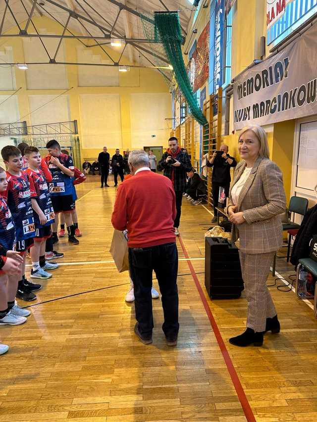 [FOTO/WYNIKI] Młodzi szczypiorniści zagrali dla Kuby Marcinkowskiego. Ósma edycja memoriału przeszła do historii