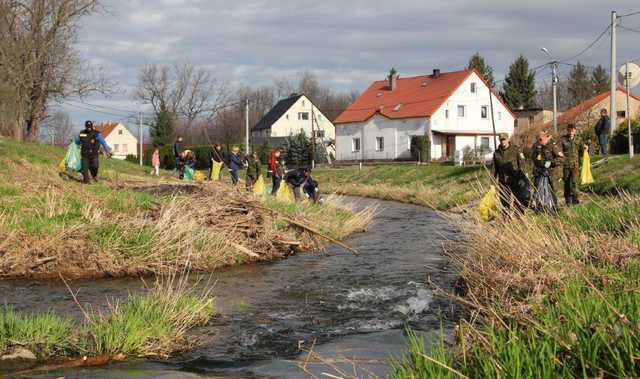 [FOTO] Posprzątali Nysę Szaloną