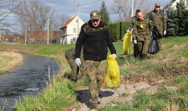 [FOTO] Posprzątali Nysę Szaloną