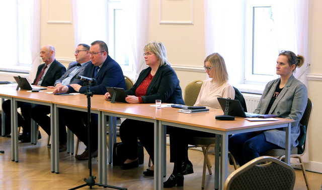 [FOTO] VIII kadencja rady gminy Dobromierz przechodzi do historii