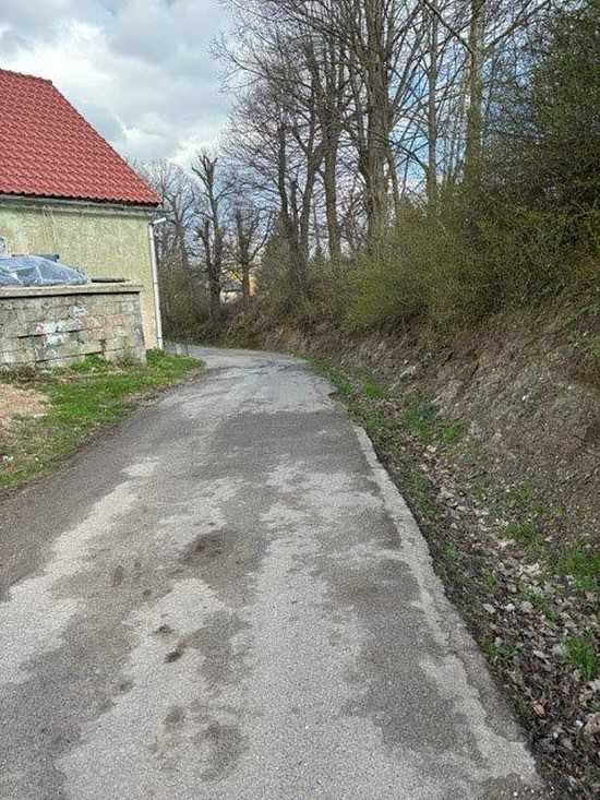 Gmina przebuduje drogę w Bronowie