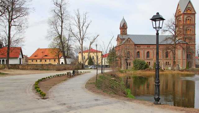 [FOTO] Ale klimat! Zobaczcie, jak wygląda staw w Roztoce po modernizacji