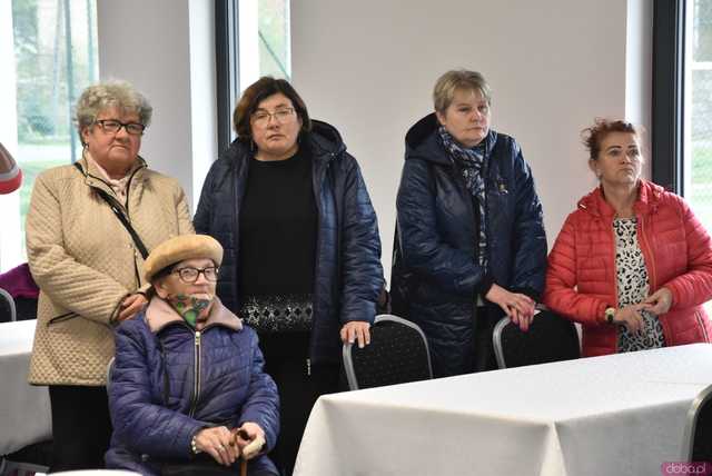 [FOTO] Uroczyste otwarcie Centrum Sportu i Rekreacji ze świetlicą wiejską w Szczepanowie. Zobaczcie, jak prezentuje się nowy obiekt