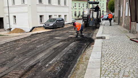 [FOTO] Rozpoczęto remont ulicy Kościelnej w Dobromierzu