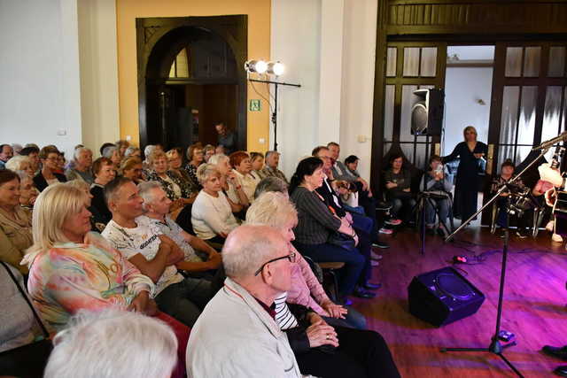 [FOTO] Janusz Cedro porwał świebodzicką publiczność