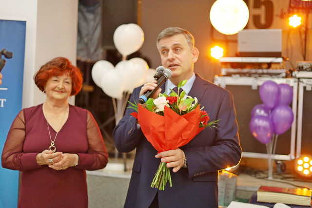 [FOTO] Żarowski Uniwersytet Trzeciego Wieku obchodził jubileusz 15-lecia