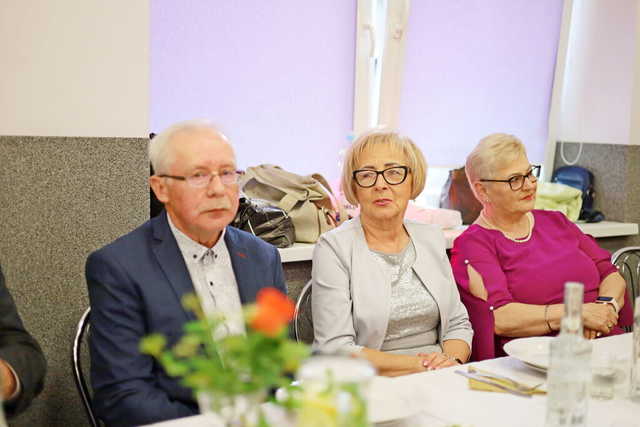 [FOTO] Żarowski Uniwersytet Trzeciego Wieku obchodził jubileusz 15-lecia