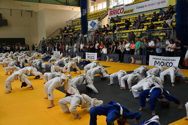 [FOTO] Rywalizowali w Super Lidze Judo w Świebodzicach