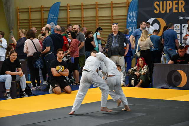 [FOTO] Rywalizowali w Super Lidze Judo w Świebodzicach