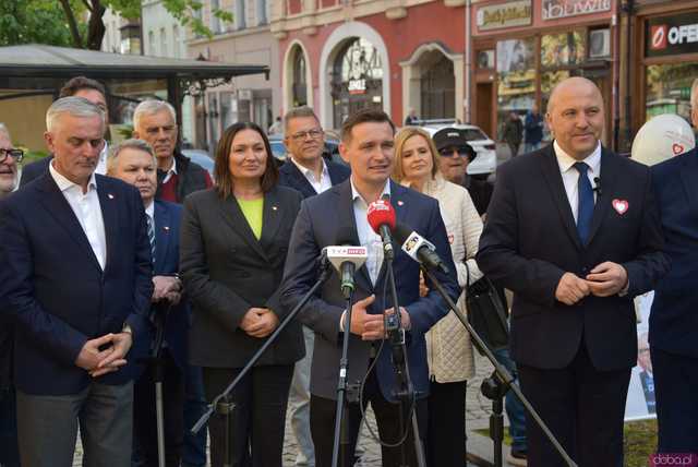 [WIDEO, FOTO] Parlamentarzyści i działacze Koalicji Obywatelskiej wspierają kandydaturę Jana Dzięcielskiego