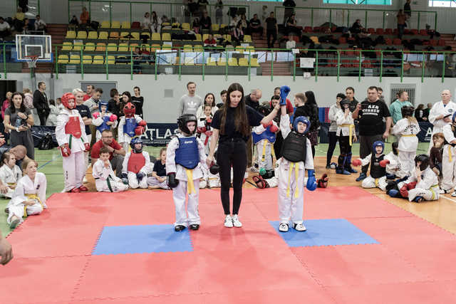 [FOTO] Udany start zawodników świnickiego Gryfa na Mistrzostwach Polski w Taekwon-do