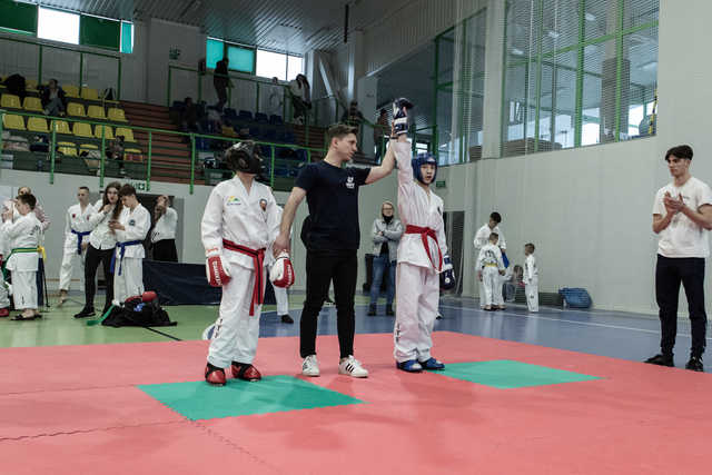 [FOTO] Udany start zawodników świnickiego Gryfa na Mistrzostwach Polski w Taekwon-do