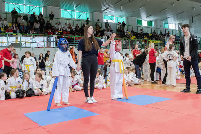 [FOTO] Udany start zawodników świnickiego Gryfa na Mistrzostwach Polski w Taekwon-do