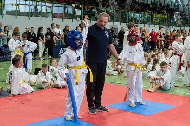 [FOTO] Udany start zawodników świnickiego Gryfa na Mistrzostwach Polski w Taekwon-do