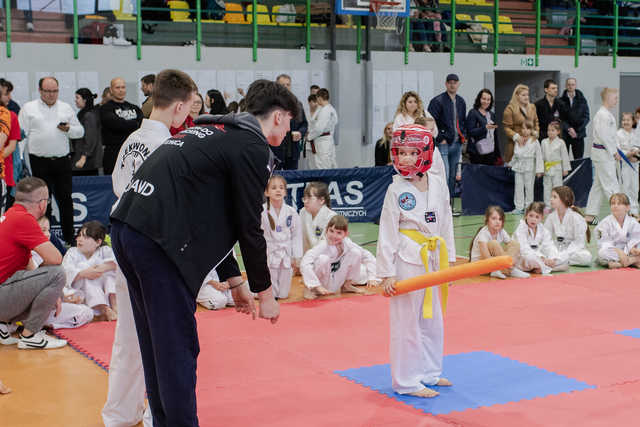 [FOTO] Udany start zawodników świnickiego Gryfa na Mistrzostwach Polski w Taekwon-do