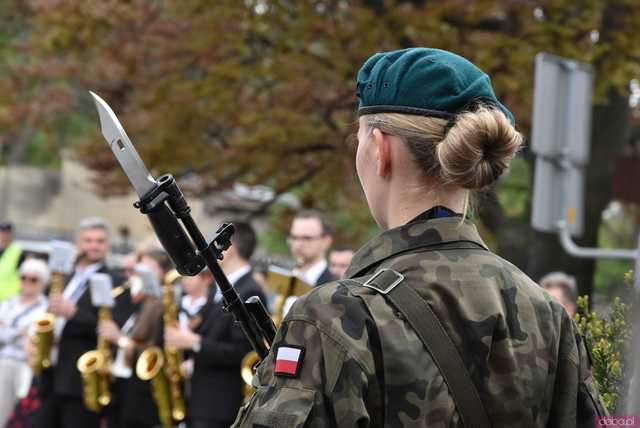 [WIDEO/FOTO] Strzegomianie obchodzili 233. rocznicę uchwalenia Konstytucji 3 Maja