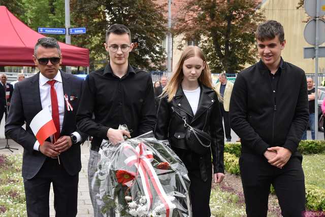 [WIDEO/FOTO] Strzegomianie obchodzili 233. rocznicę uchwalenia Konstytucji 3 Maja