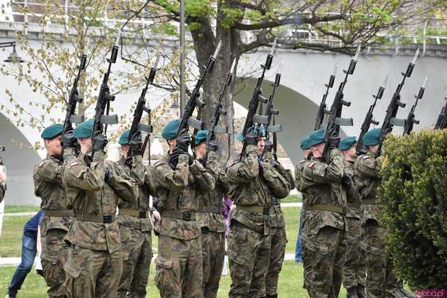 [WIDEO/FOTO] Strzegomianie obchodzili 233. rocznicę uchwalenia Konstytucji 3 Maja