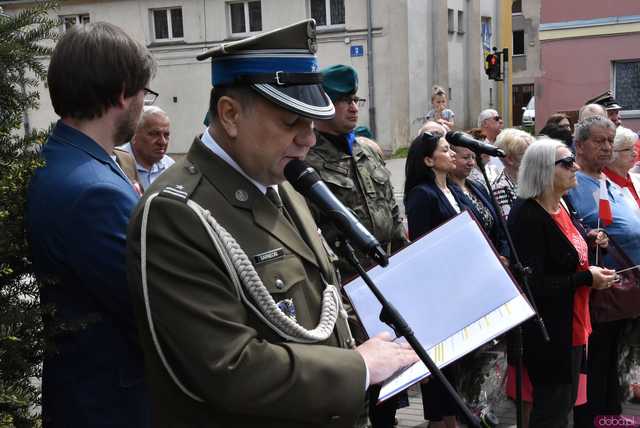 [WIDEO/FOTO] Strzegomianie obchodzili 233. rocznicę uchwalenia Konstytucji 3 Maja