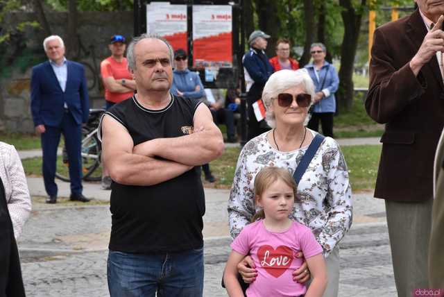 [WIDEO/FOTO] Strzegomianie obchodzili 233. rocznicę uchwalenia Konstytucji 3 Maja