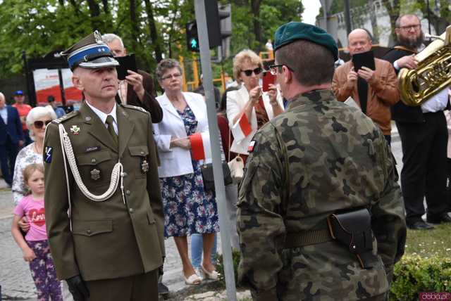 [WIDEO/FOTO] Strzegomianie obchodzili 233. rocznicę uchwalenia Konstytucji 3 Maja