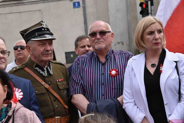 [WIDEO/FOTO] Strzegomianie obchodzili 233. rocznicę uchwalenia Konstytucji 3 Maja