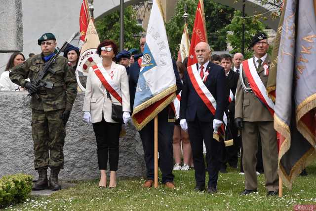 [WIDEO/FOTO] Strzegomianie obchodzili 233. rocznicę uchwalenia Konstytucji 3 Maja