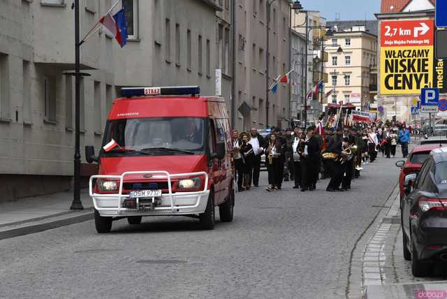 [WIDEO/FOTO] Strzegomianie obchodzili 233. rocznicę uchwalenia Konstytucji 3 Maja