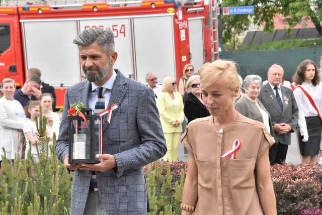 [WIDEO/FOTO] Upamiętnili 233. rocznicę uchwalenia Konstytucji 3 Maja w Żarowie