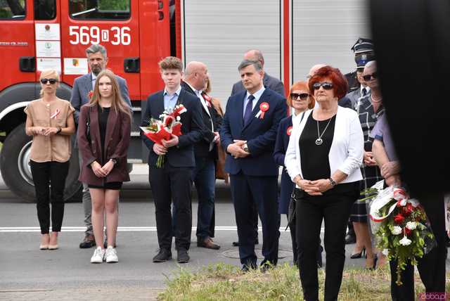 [WIDEO/FOTO] Upamiętnili 233. rocznicę uchwalenia Konstytucji 3 Maja w Żarowie