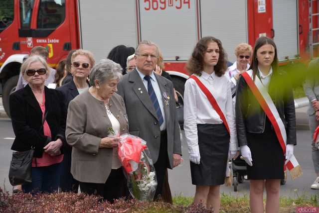 [WIDEO/FOTO] Upamiętnili 233. rocznicę uchwalenia Konstytucji 3 Maja w Żarowie