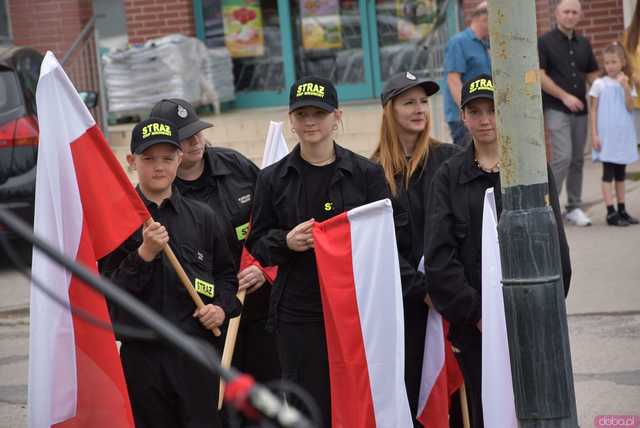 [WIDEO/FOTO] Upamiętnili 233. rocznicę uchwalenia Konstytucji 3 Maja w Żarowie