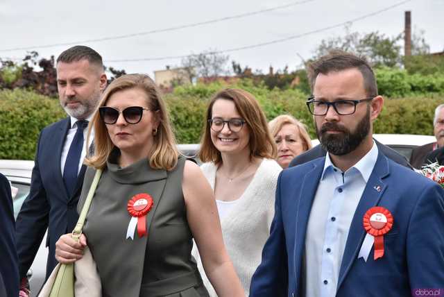 [WIDEO/FOTO] Upamiętnili 233. rocznicę uchwalenia Konstytucji 3 Maja w Żarowie