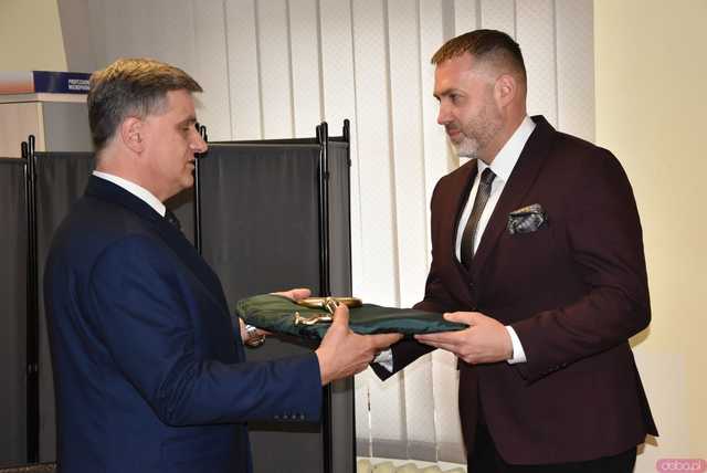 [FOTO] Ślubowanie nowego burmistrza i radnych oraz wybór przewodniczącego Rady Miejskiej Żarowa