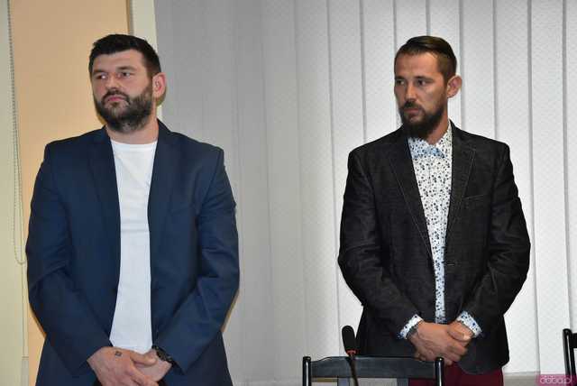 [FOTO] Ślubowanie nowego burmistrza i radnych oraz wybór przewodniczącego Rady Miejskiej Żarowa