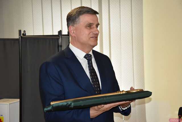 [FOTO] Ślubowanie nowego burmistrza i radnych oraz wybór przewodniczącego Rady Miejskiej Żarowa