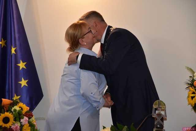[FOTO] Zmiana wójta po 22 latach! Nowy włodarz i radni gminy Świdnica złożyli ślubowania